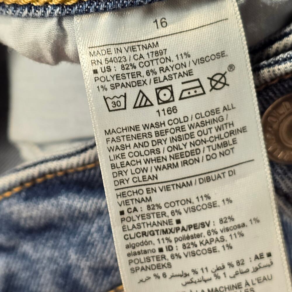 Distressed Blue Jeans - Picture 8 of 9